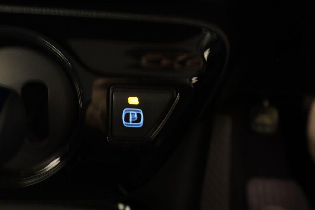 Used Toyota Prius 2022 for sale - 76396324: Photo 49