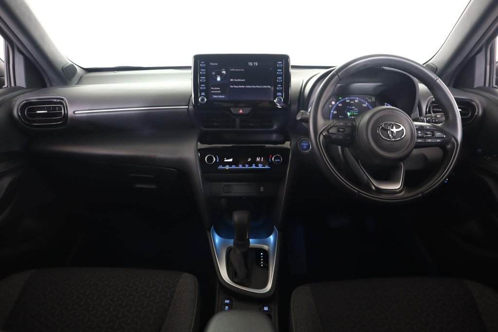 Used Toyota Yaris Cross 2022 for sale - 77288144: Photo 12