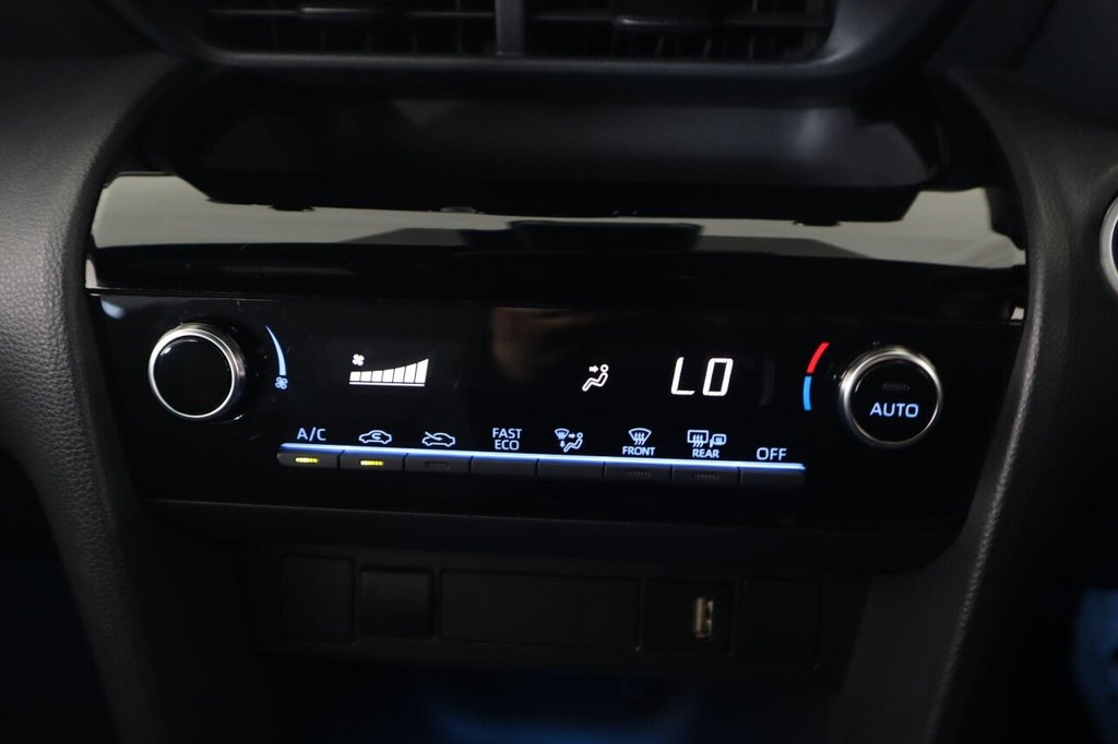 Used Toyota Yaris Cross 2022 for sale - 77288144: Photo 24