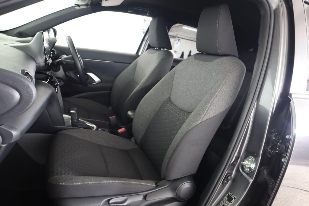 Used Toyota Yaris Cross 2022 for sale - 77288144: Photo 43