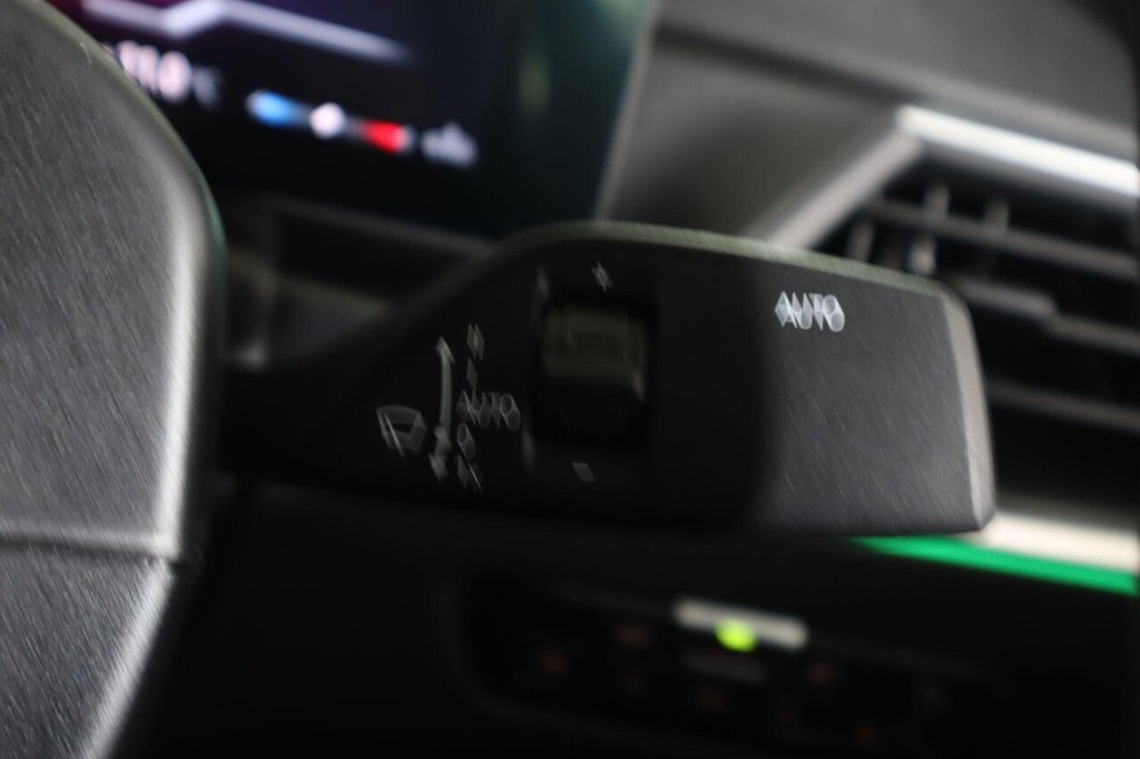 Used BMW 3 Series 2024 for sale - 77780044: Photo 18