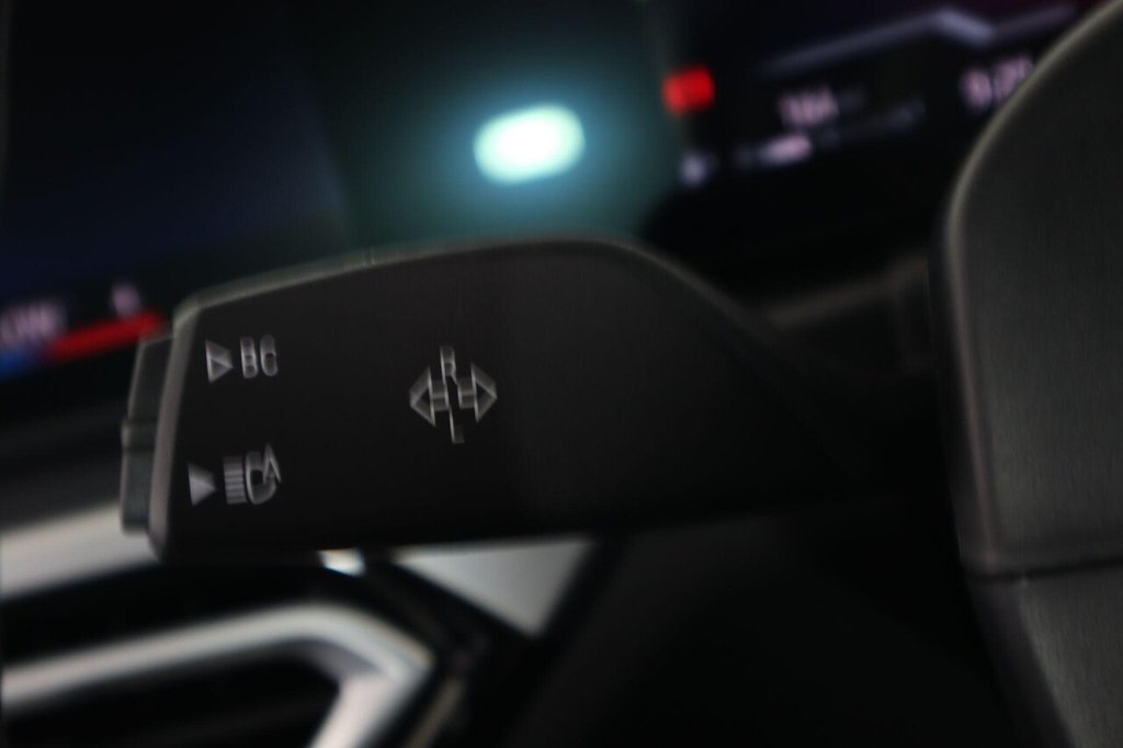 Used BMW 3 Series 2024 for sale - 77780044: Photo 19