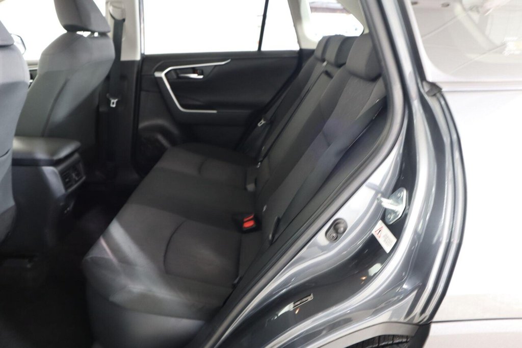 Used Toyota RAV4 2020 for sale - 76068977: Photo 16
