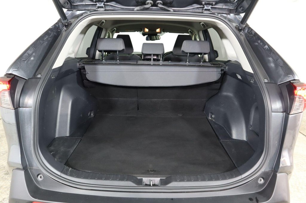 Used Toyota RAV4 2020 for sale - 76068977: Photo 44