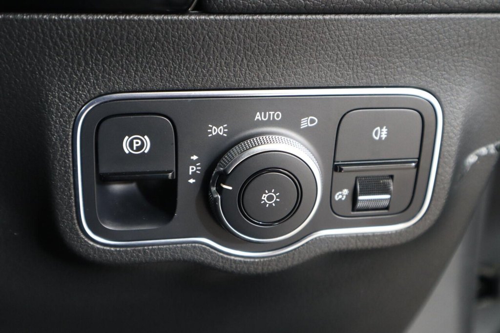 Used Mercedes-Benz GLA 2021 for sale - 76934507: Photo 21