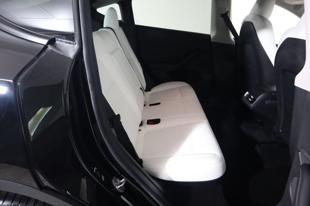 Used Tesla Model Y 2022 for sale - 77342109: Photo 13