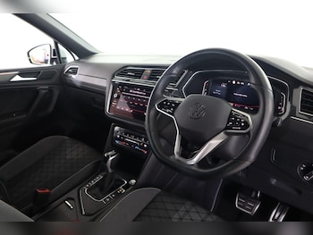 Used Volkswagen Tiguan Allspace 2023 for sale - 78544306: Photo