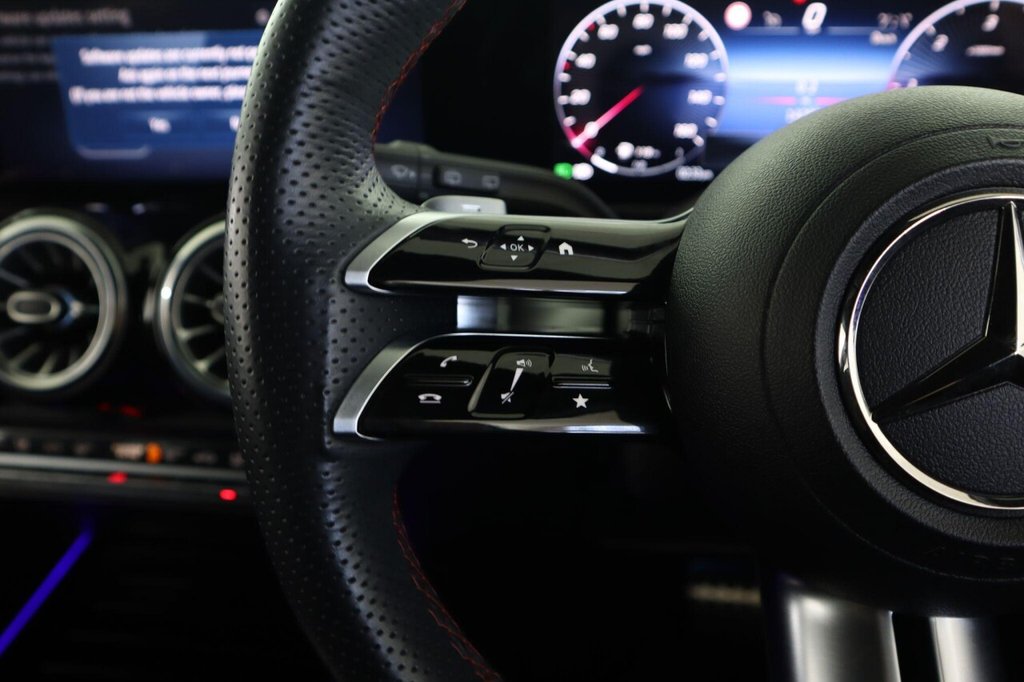 Used Mercedes-Benz GLB 2024 for sale - 78145332: Photo 20