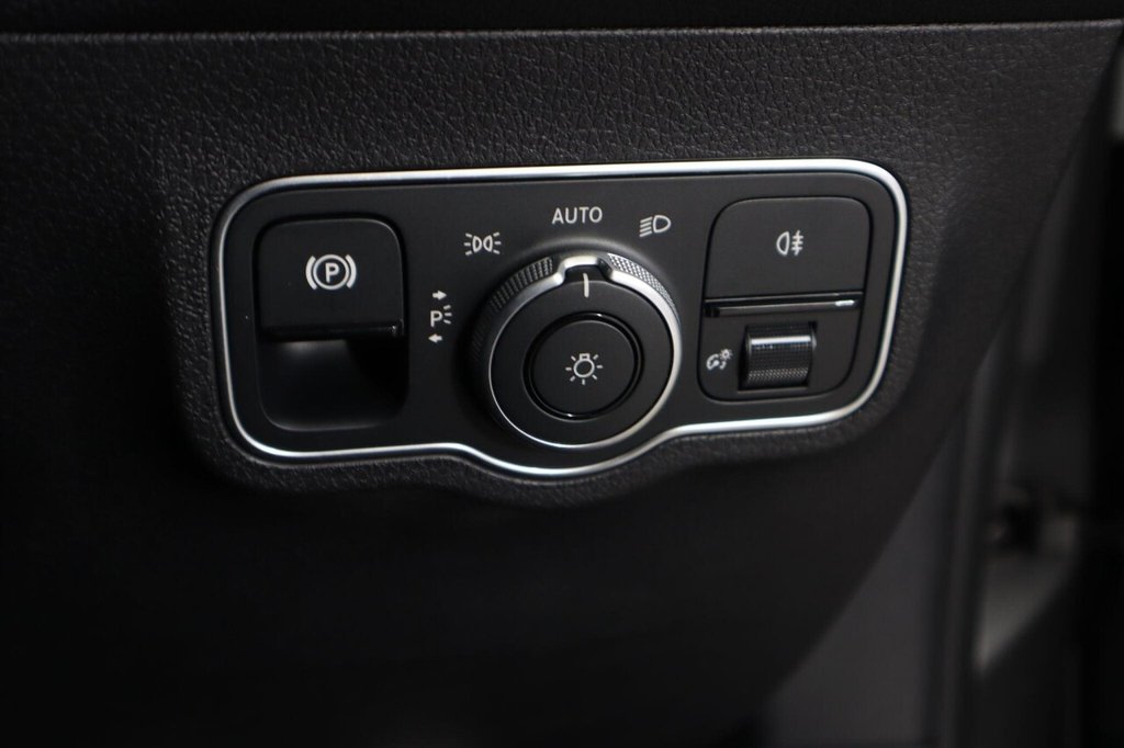 Used Mercedes-Benz GLB 2024 for sale - 78145332: Photo 26