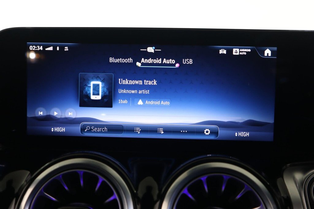 Used Mercedes-Benz GLB 2024 for sale - 78145332: Photo 42