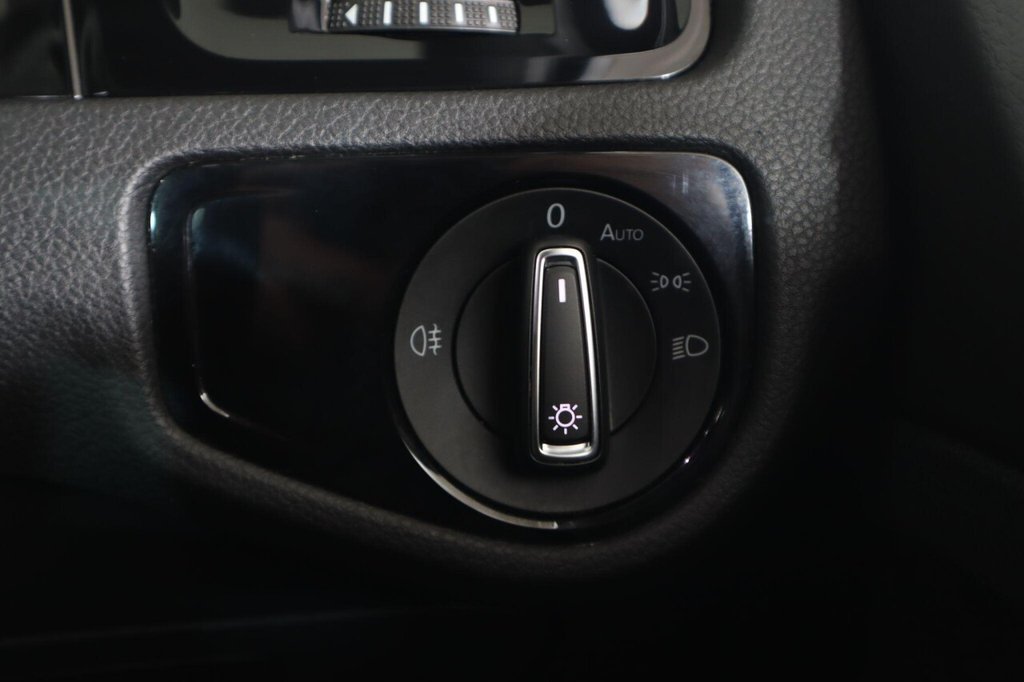 Used Volkswagen Golf 2019 for sale - 77880154: Photo 22