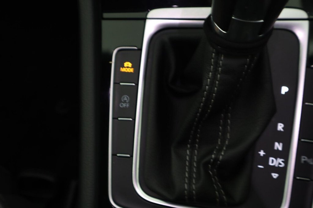 Used Volkswagen Golf 2019 for sale - 77880154: Photo 25