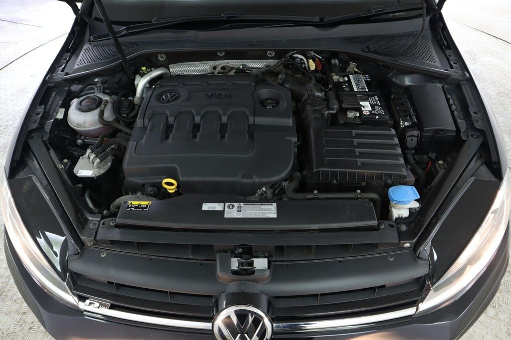 Used Volkswagen Golf 2019 for sale - 77880154: Photo 30