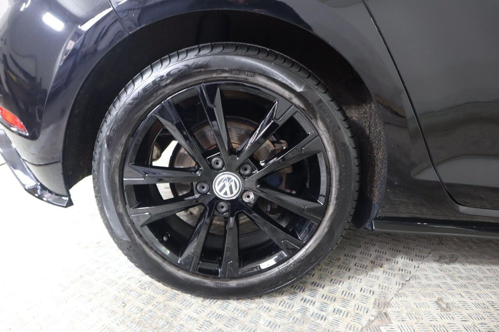 Used Volkswagen Golf 2019 for sale - 77880154: Photo 32