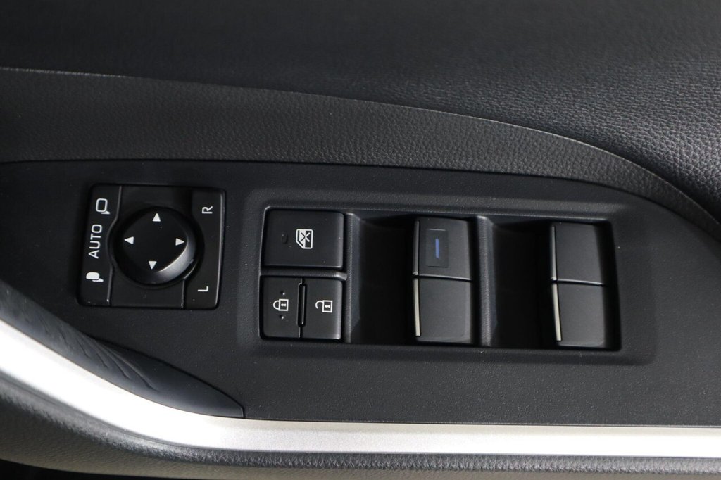 Used Toyota RAV4 2020 for sale - 77133178: Photo 24