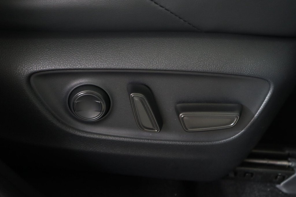 Used Toyota RAV4 2020 for sale - 77133178: Photo 25