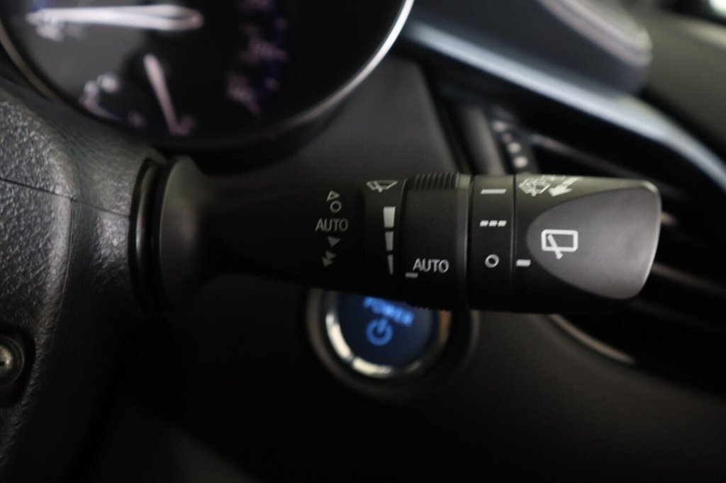 Used Toyota C-HR 2021 for sale - 76333739: Photo 19