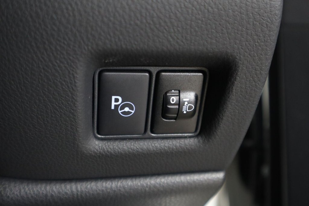 Used Toyota C-HR 2021 for sale - 76333739: Photo 23