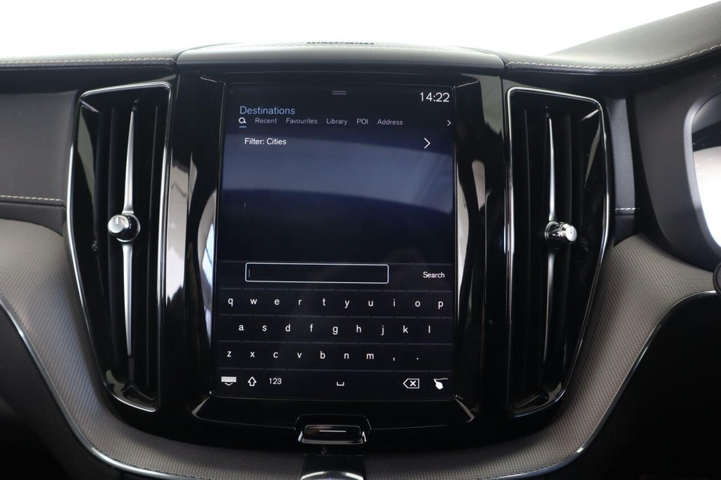 Used Volvo XC60 2020 for sale - 77227027: Photo 40