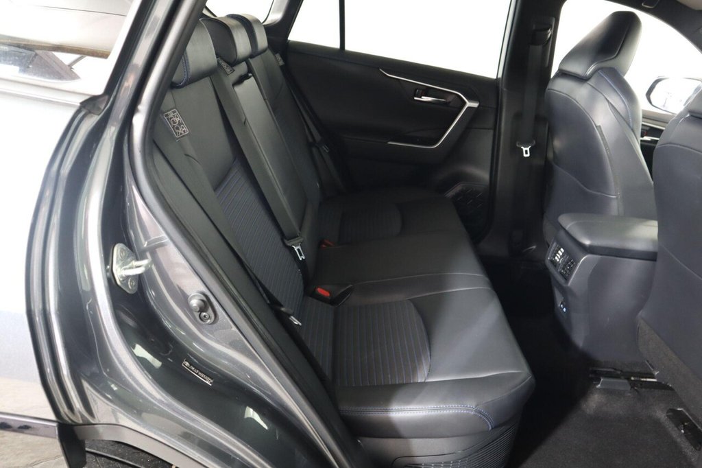 Used Toyota RAV4 2022 for sale - 76386420: Photo 15