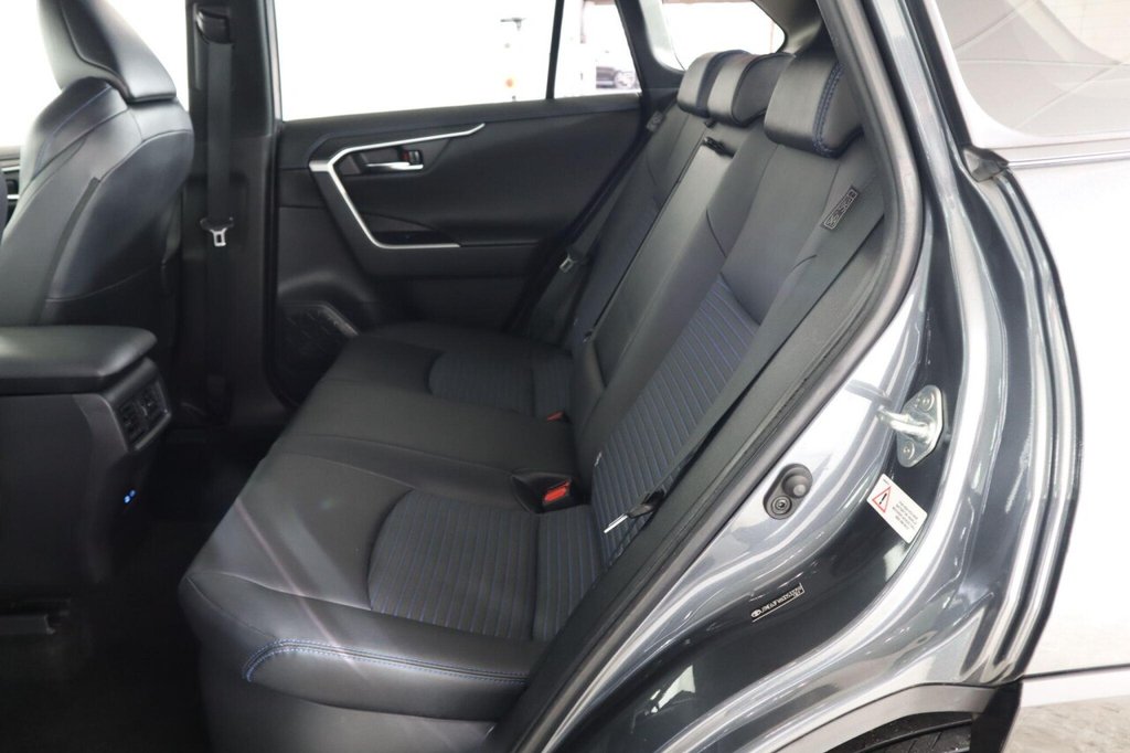 Used Toyota RAV4 2022 for sale - 76386420: Photo 16