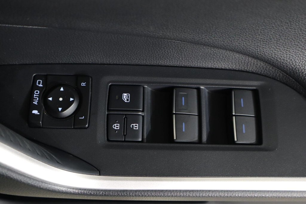 Used Toyota RAV4 2022 for sale - 76386420: Photo 28