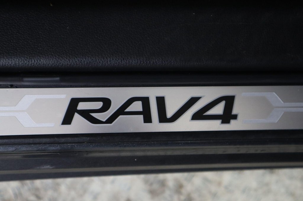 Used Toyota RAV4 2022 for sale - 76386420: Photo 47