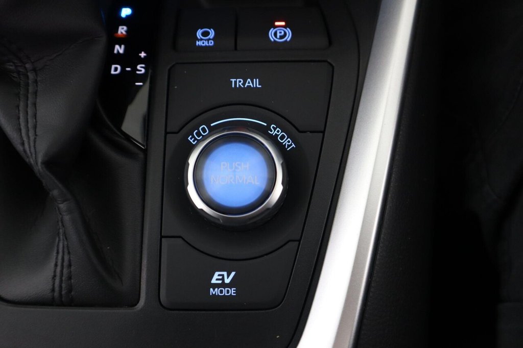 Used Toyota RAV4 2022 for sale - 76536122: Photo 25