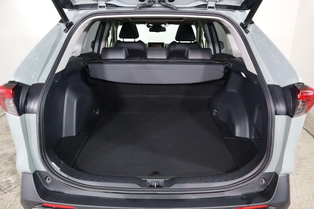 Used Toyota RAV4 2022 for sale - 76536122: Photo 44