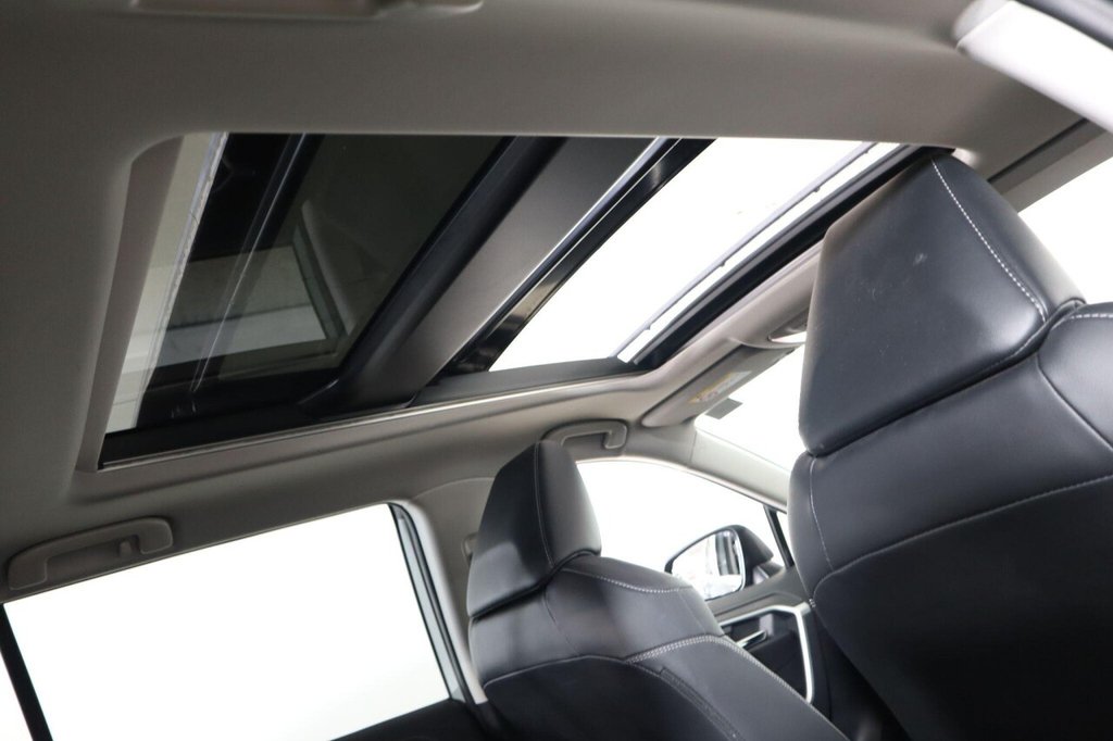 Used Toyota RAV4 2022 for sale - 76536122: Photo 50