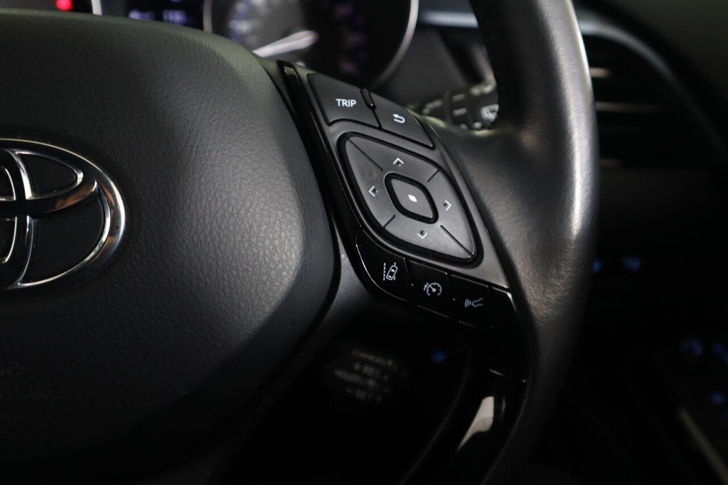 Used Toyota C-HR 2021 for sale - 78154264: Photo 18