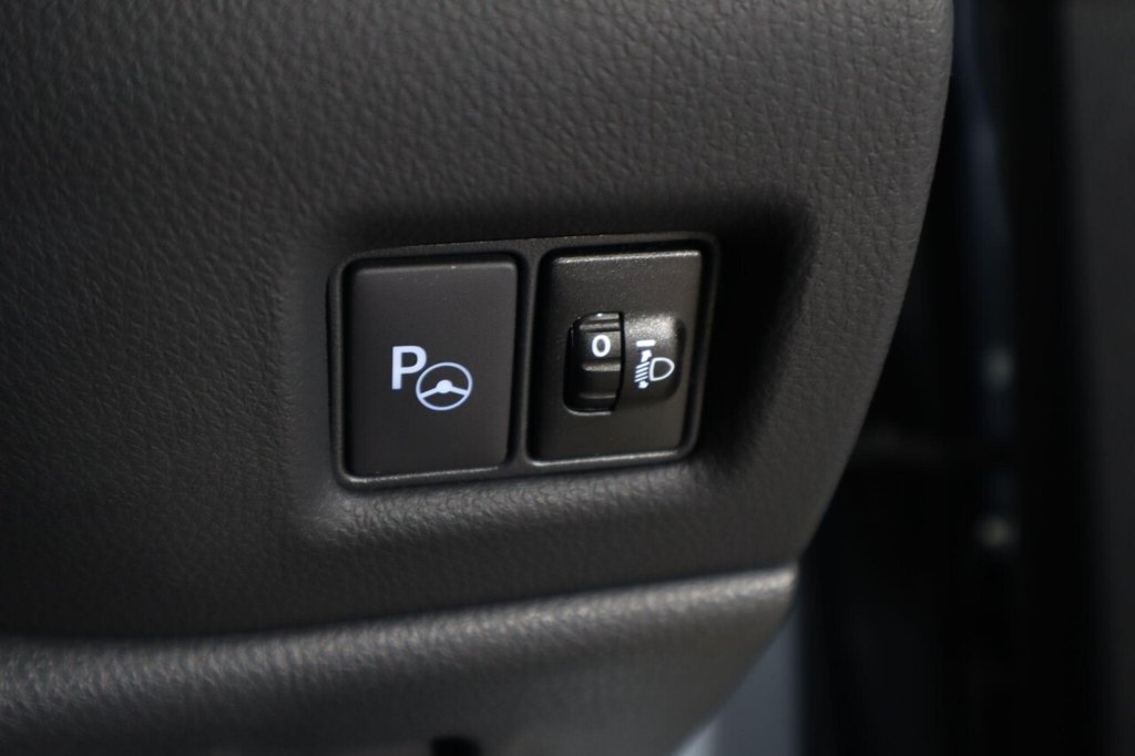 Used Toyota C-HR 2021 for sale - 78154264: Photo 23