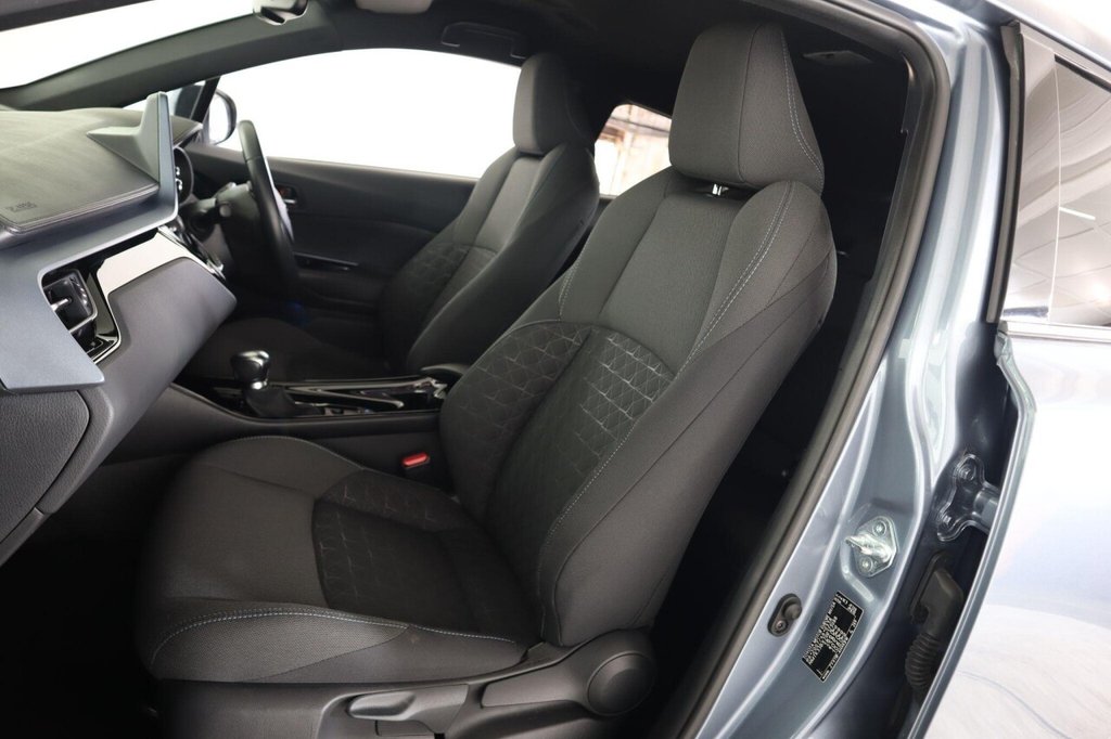 Used Toyota C-HR 2021 for sale - 78154264: Photo 42