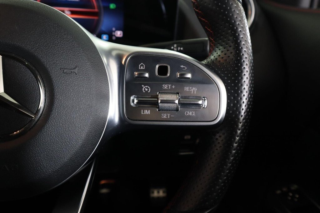 Used Mercedes-Benz GLA 2021 for sale - 76061795: Photo 16