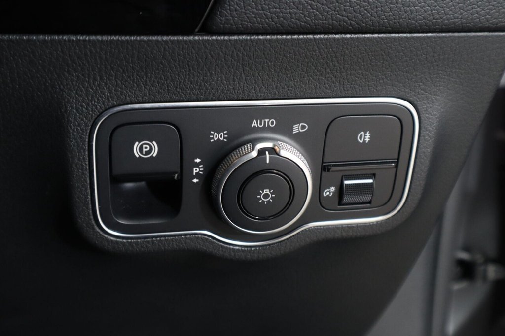 Used Mercedes-Benz GLA 2021 for sale - 76061795: Photo 21