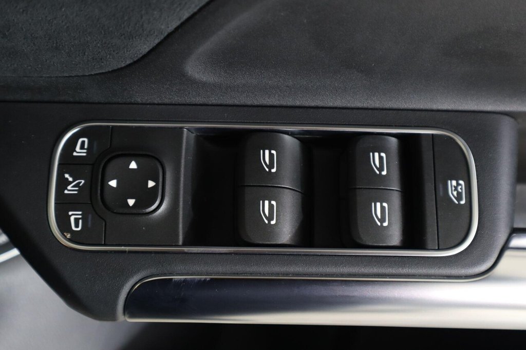 Used Mercedes-Benz GLA 2021 for sale - 76061795: Photo 24