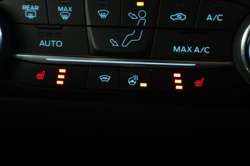 Used Ford Fiesta 2019 for sale - 76642397: Photo 24