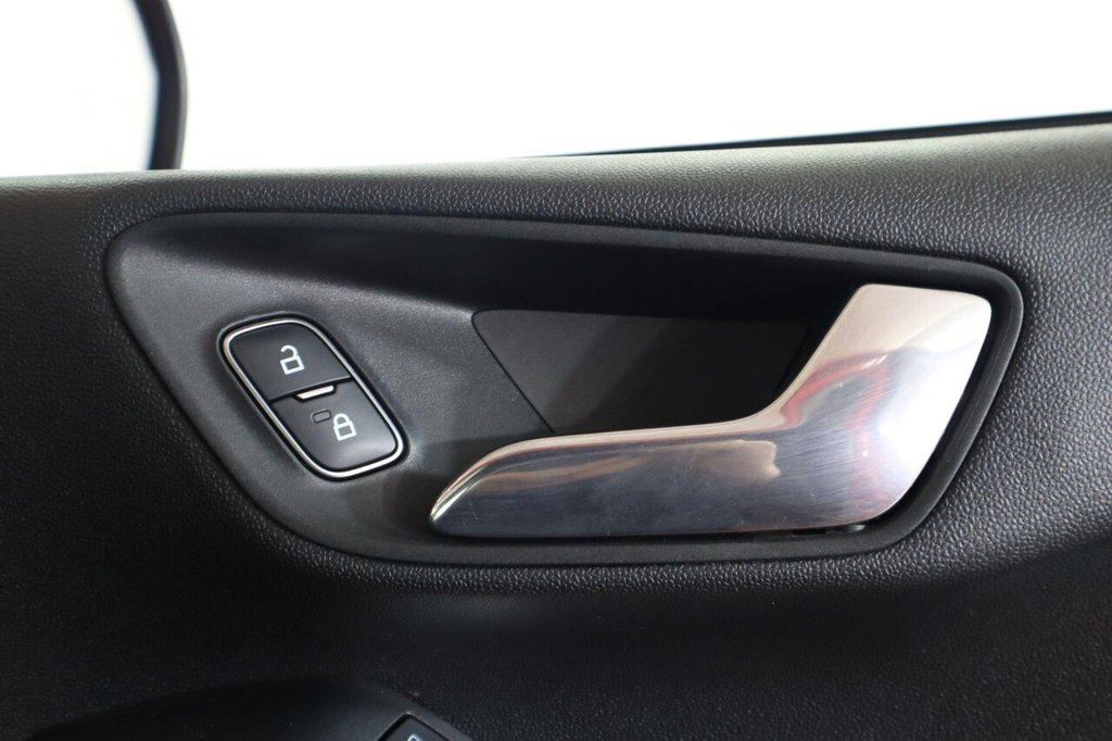 Used Ford Fiesta 2019 for sale - 76642397: Photo 27