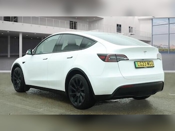 Used Tesla Model Y 2023 for sale - 77551811: Photo
