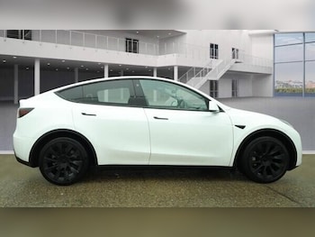 Used Tesla Model Y 2023 for sale - 77551811: Photo
