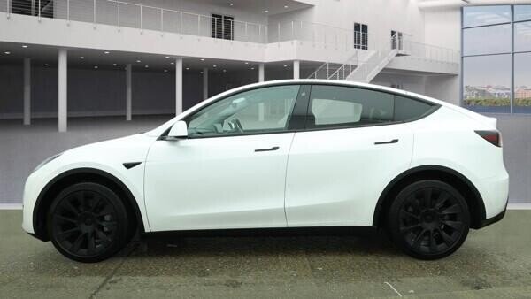 Used Tesla Model Y 2023 for sale - 77551811: Photo 5