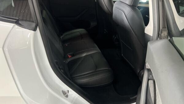 Used Tesla Model Y 2023 for sale - 77551811: Photo 7