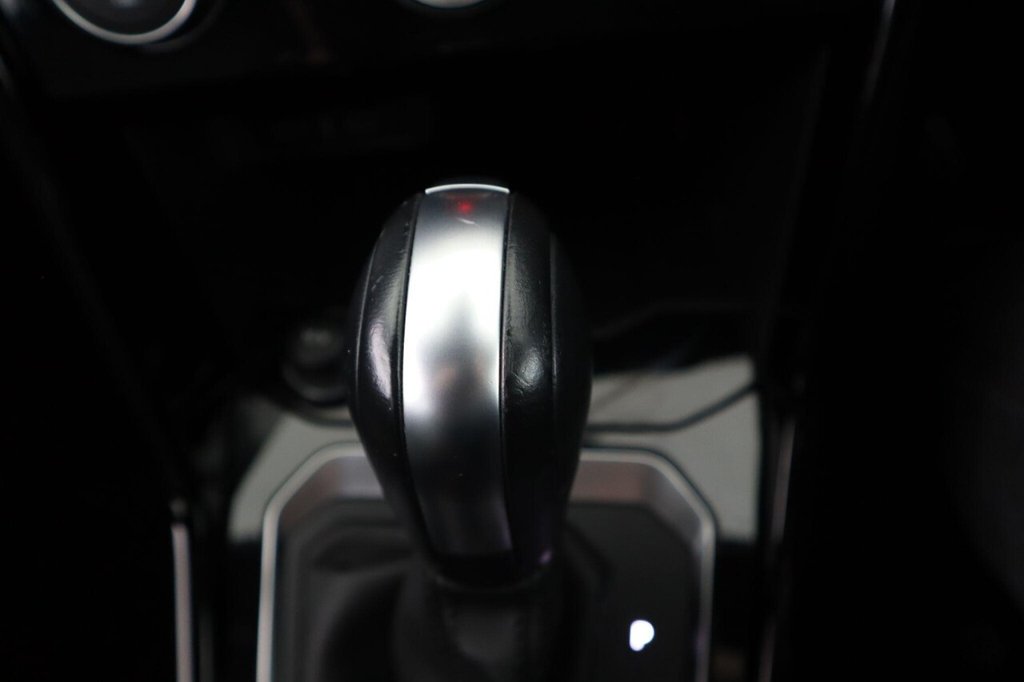 Used Volkswagen T-Roc 2021 for sale - 76470343: Photo 14