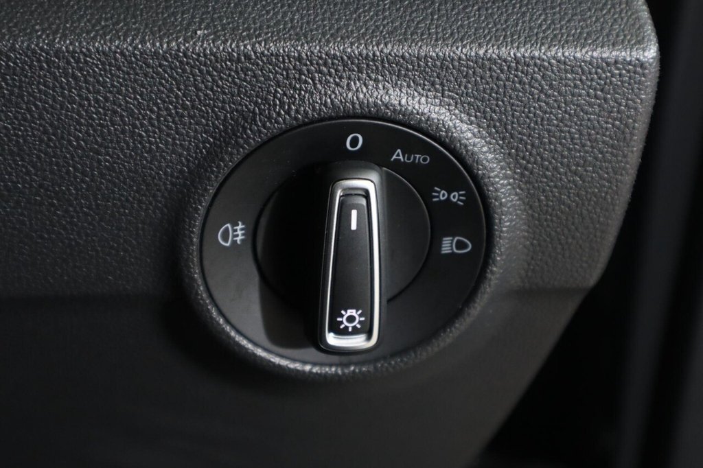 Used Volkswagen T-Roc 2021 for sale - 76470343: Photo 25