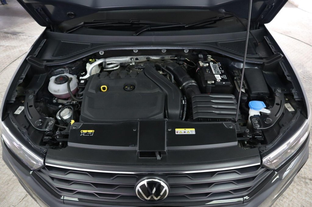 Used Volkswagen T-Roc 2021 for sale - 76470343: Photo 28