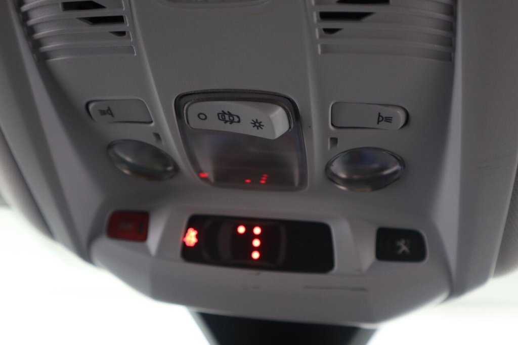 Used Peugeot 3008 2020 for sale - 77153627: Photo 23