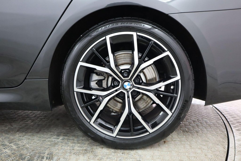 Used BMW 5 Series 2022 for sale - 76923716: Photo 39