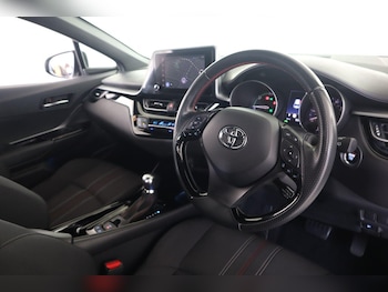 Used Toyota C-HR 2023 for sale - 79494025: Photo