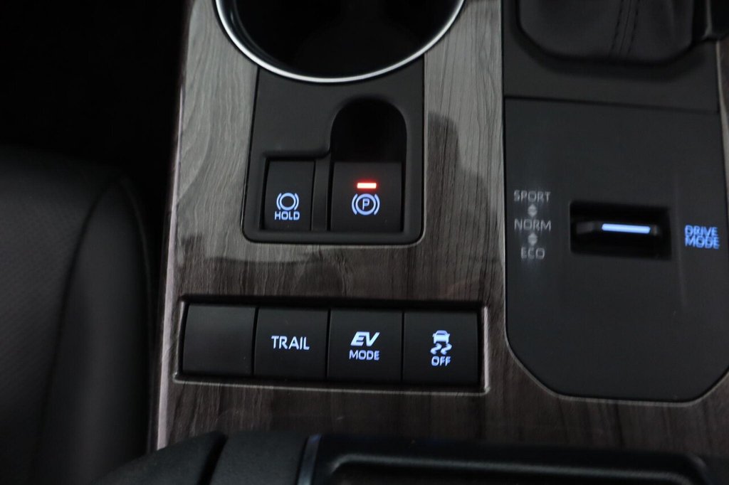 Used Toyota Highlander 2021 for sale - 77287724: Photo 31