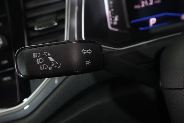 Used Volkswagen T-Roc 2020 for sale - 76010222: Photo 20